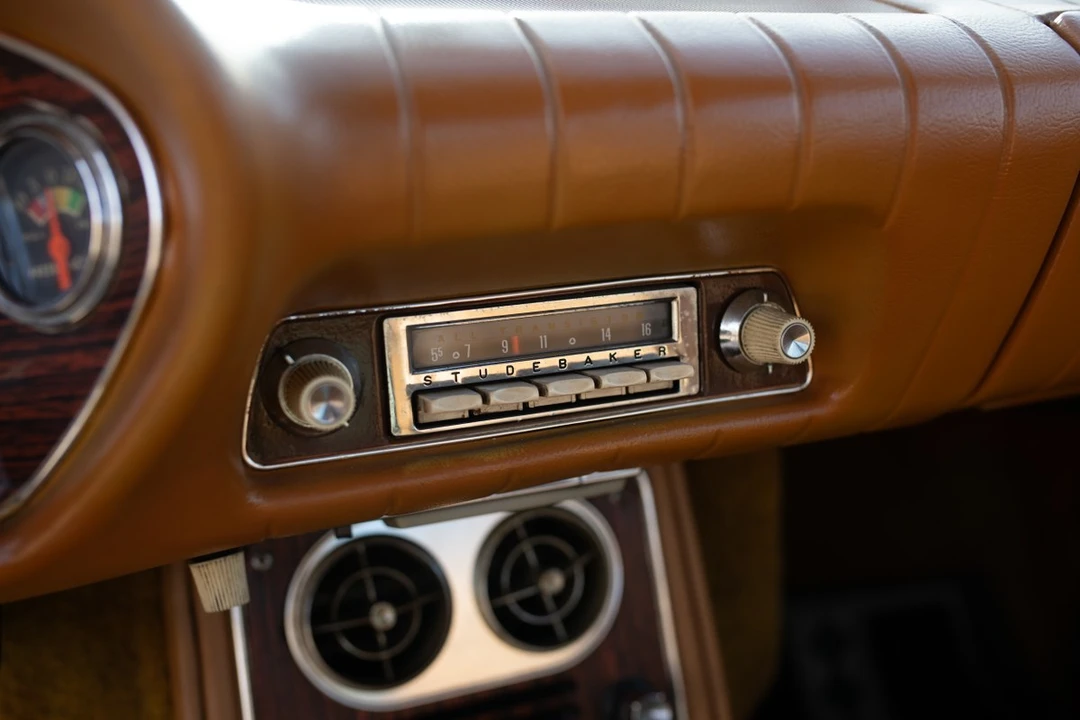 1963 Studebaker Avanti - Image 29 of 30