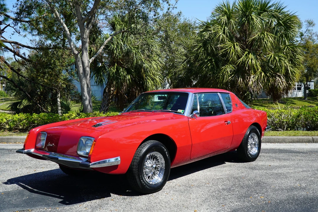 1963 Studebaker Avanti - Image 6 of 31