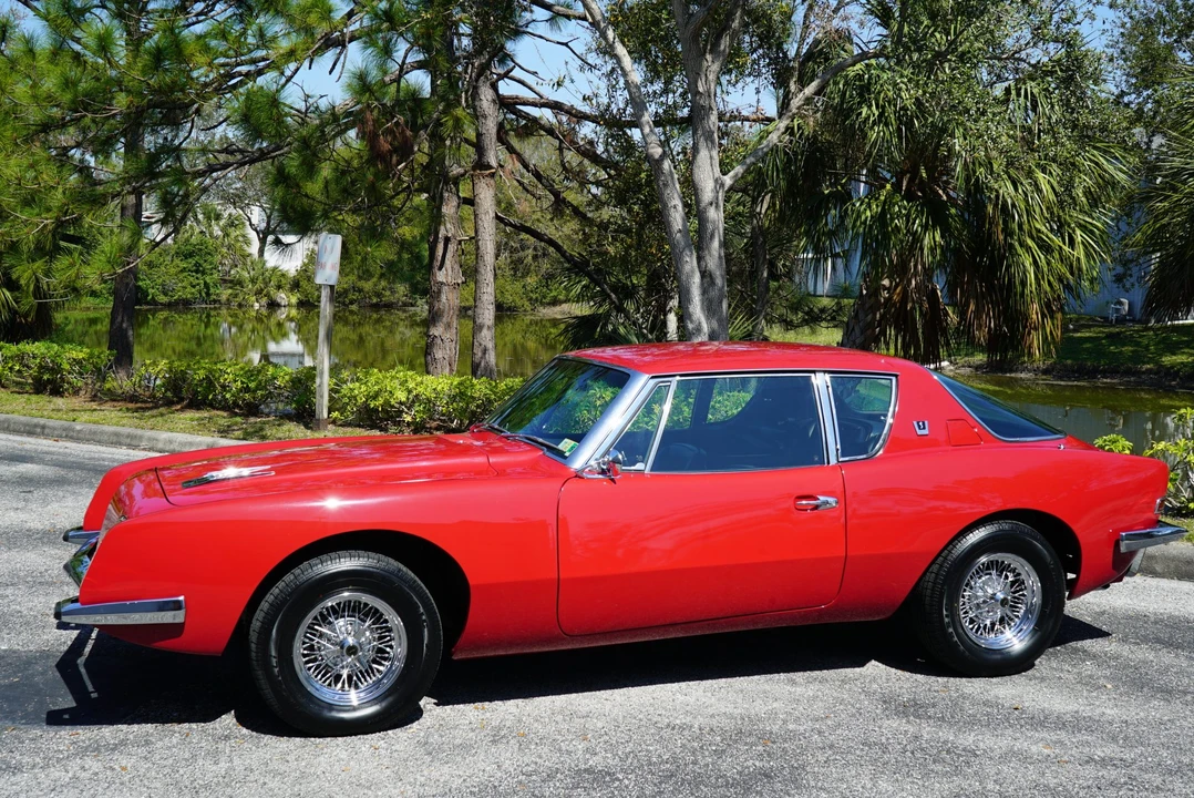 1963 Studebaker Avanti - Image 14 of 31