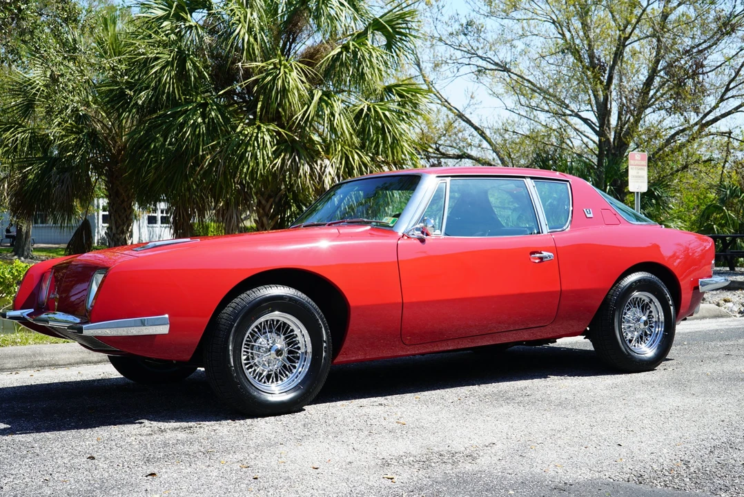 1963 Studebaker Avanti - Image 12 of 31