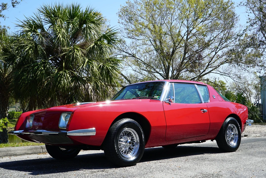 1963 Studebaker Avanti - Image 9 of 31