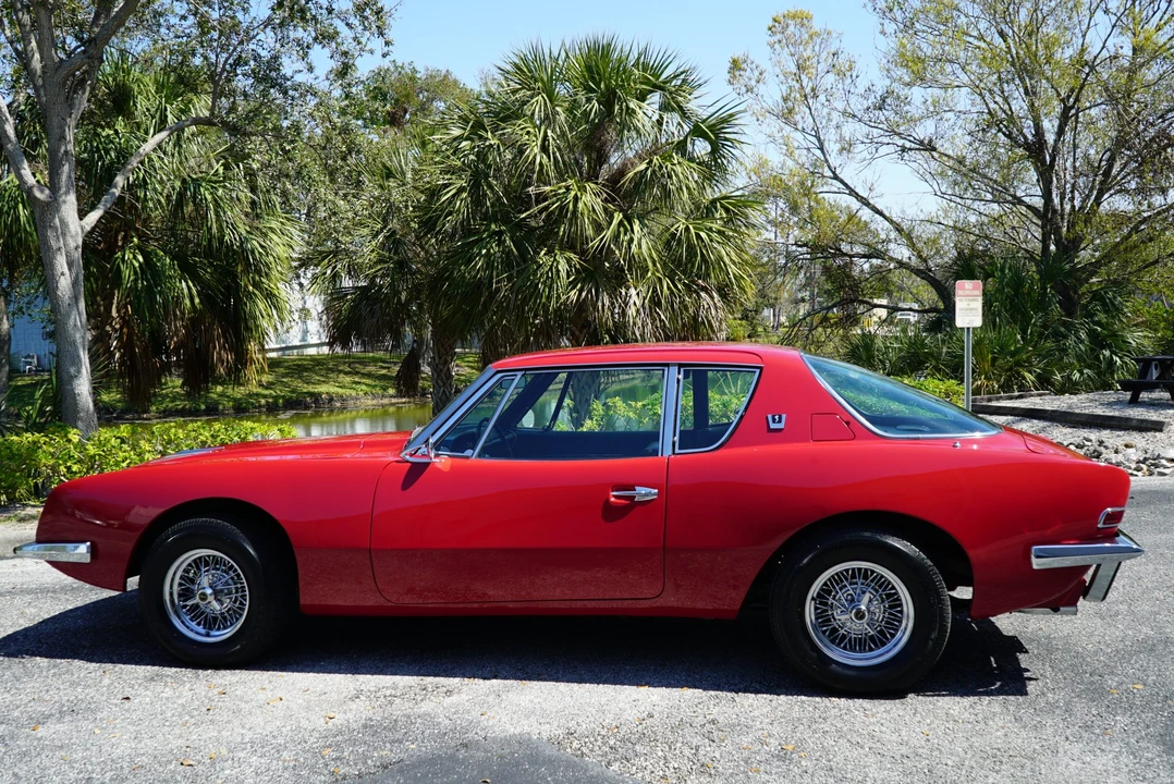 1963 Studebaker Avanti - Image 21 of 31