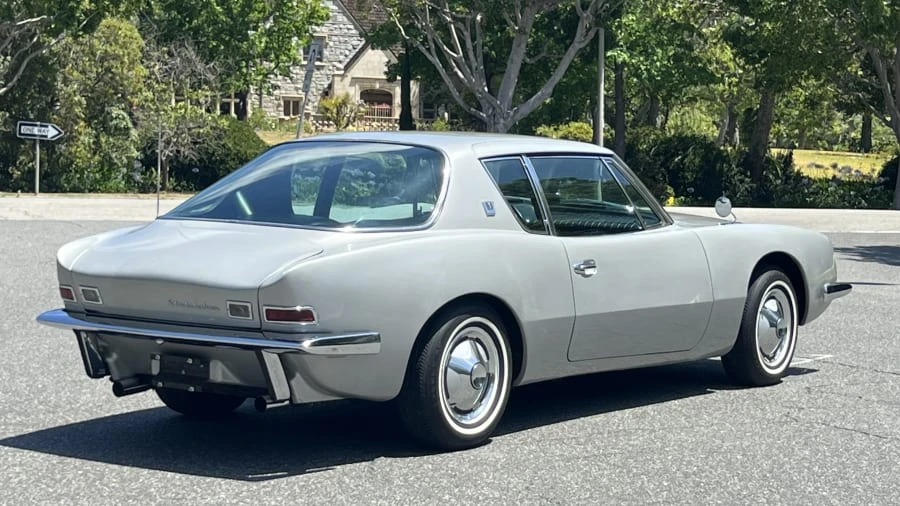 1963 Studebaker Avanti - Image 3 of 31