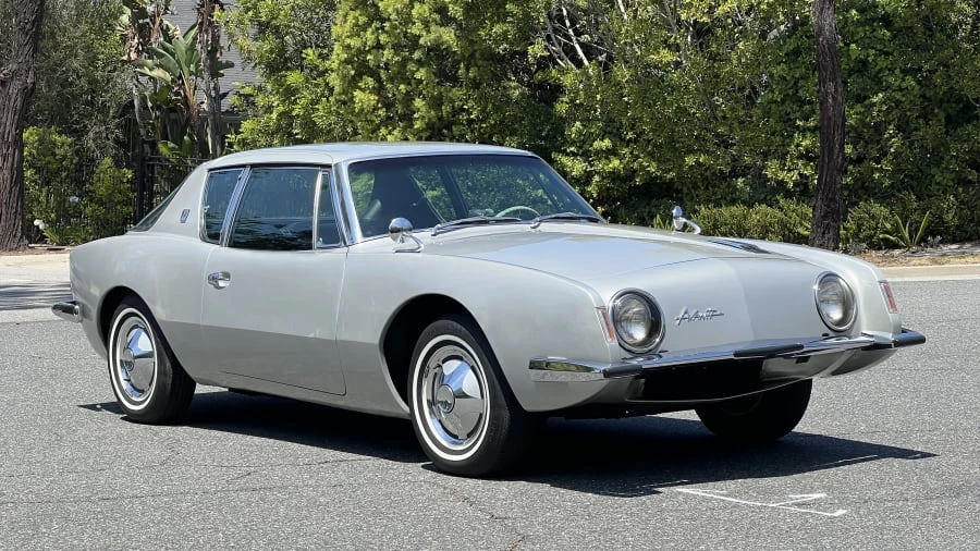 1963 Studebaker Avanti - Image 5 of 31