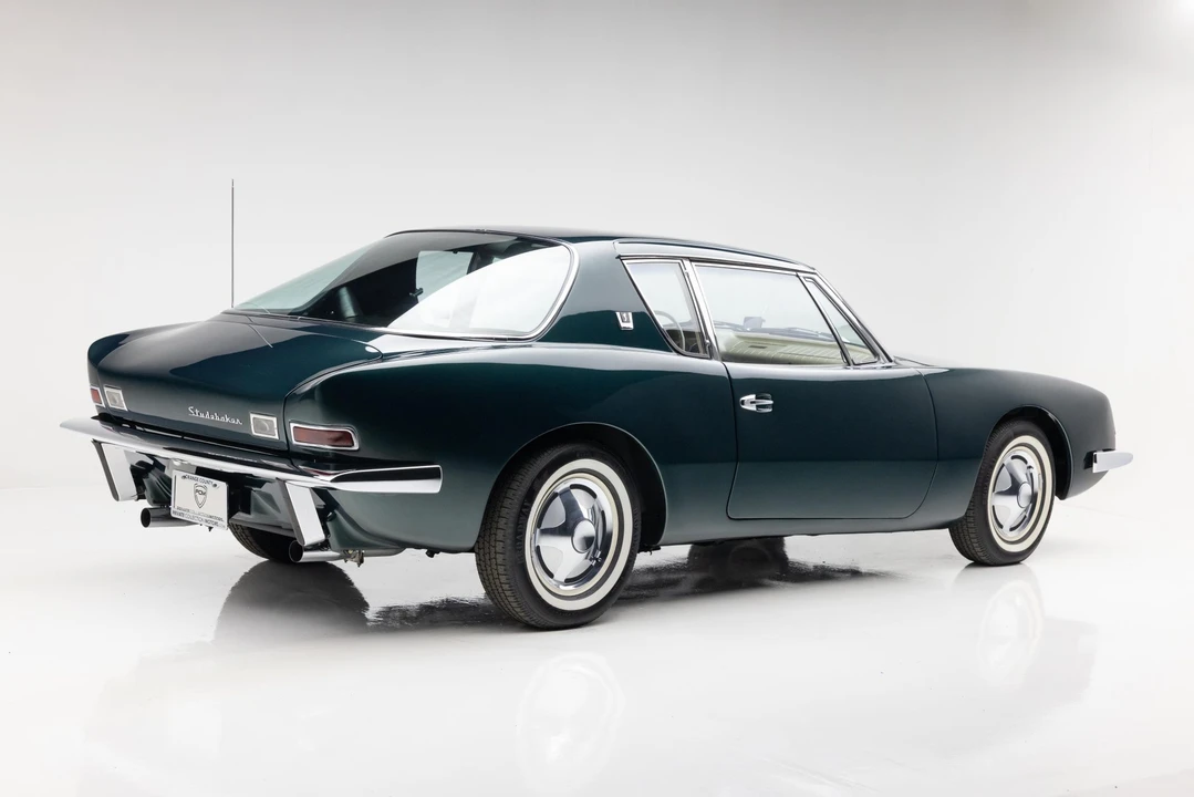 1963 Studebaker Avanti - Image 6 of 31