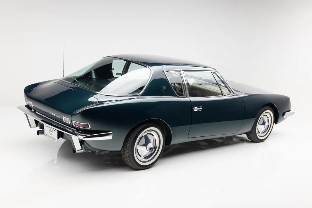 1963 Studebaker Avanti - Image 5 of 31