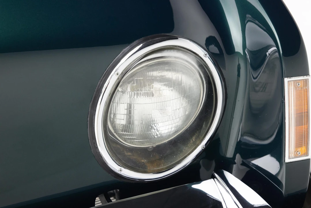 1963 Studebaker Avanti - Image 22 of 31