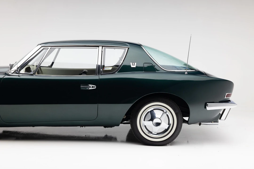 1963 Studebaker Avanti - Image 17 of 31