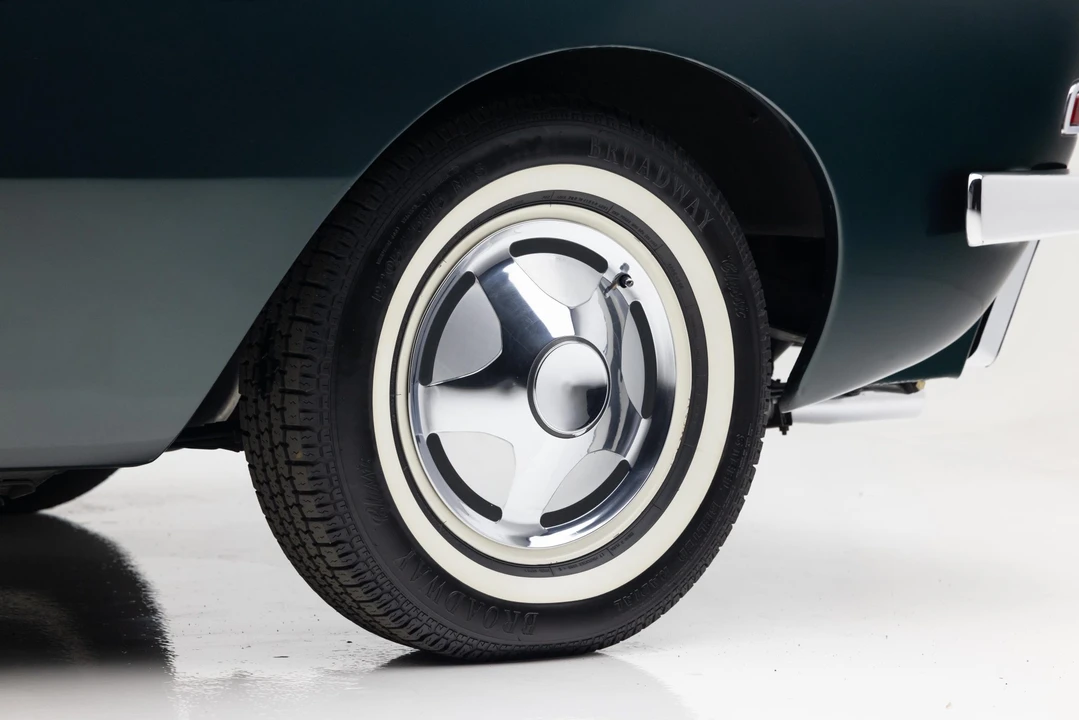 1963 Studebaker Avanti - Image 31 of 31