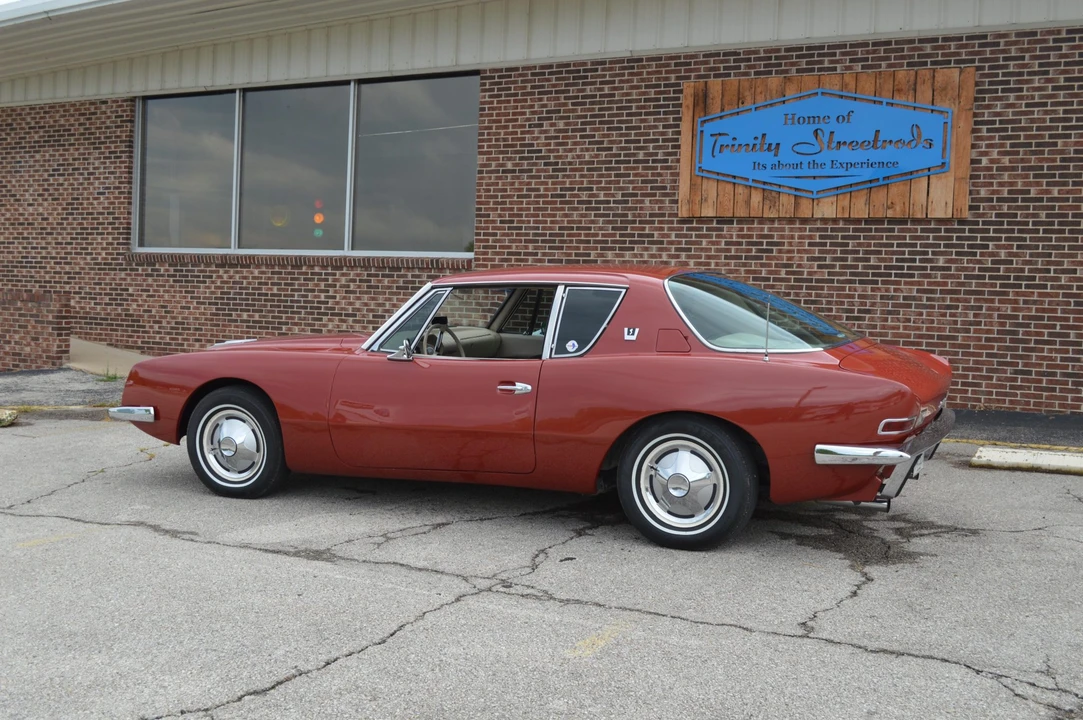 1963 Studebaker Avanti - Image 4 of 31