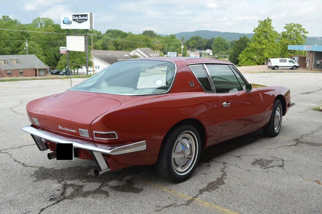1963 Studebaker Avanti - Image 6 of 31