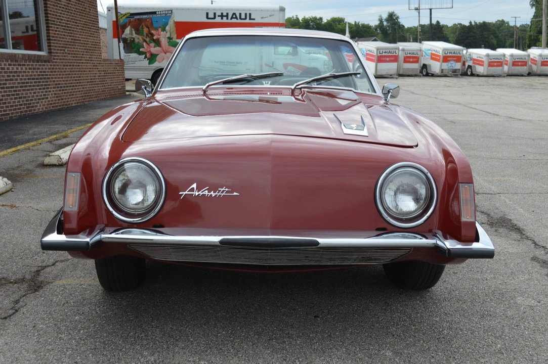 1963 Studebaker Avanti - Image 8 of 31