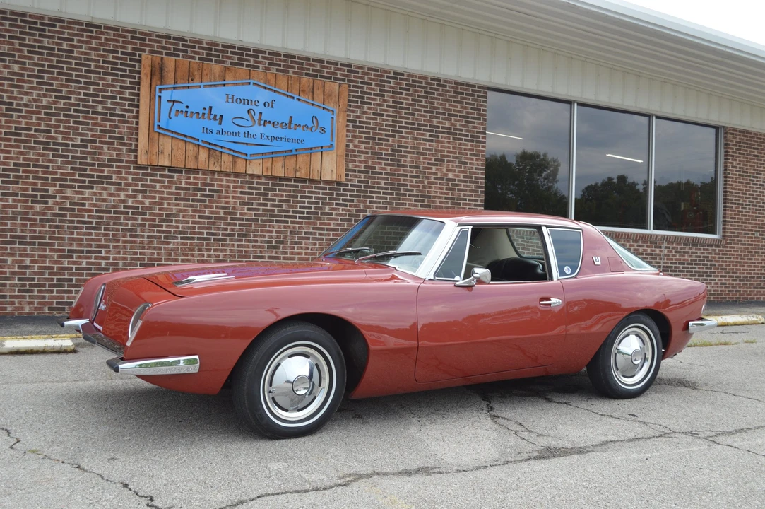 1963 Studebaker Avanti - Image 2 of 31