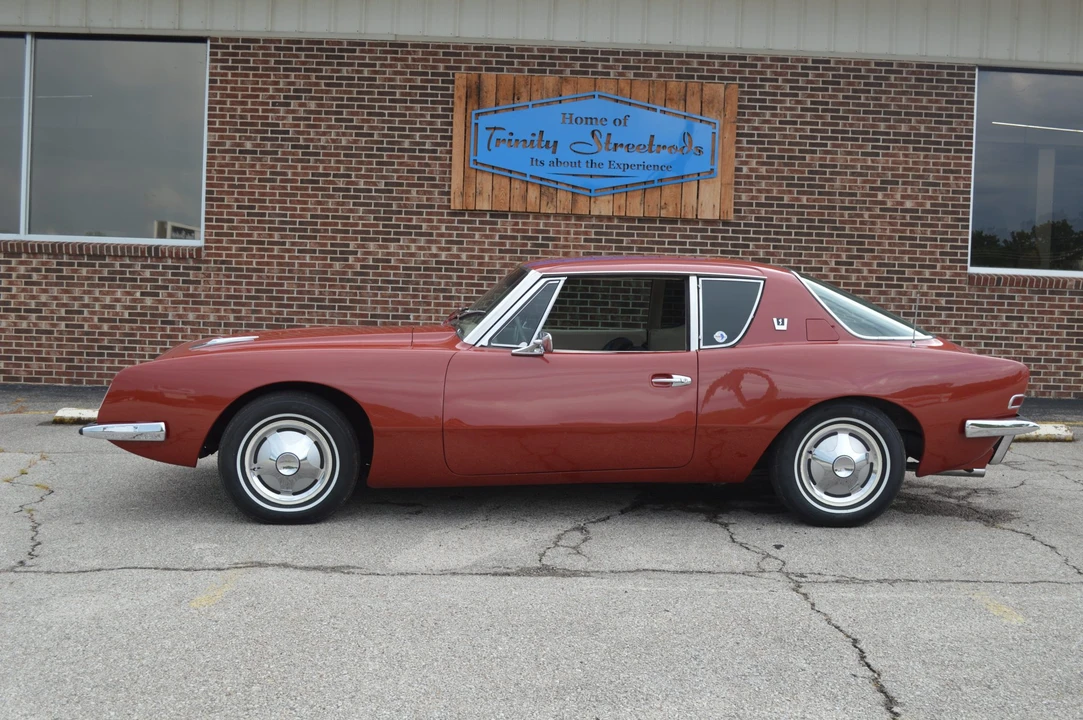 1963 Studebaker Avanti - Image 3 of 31