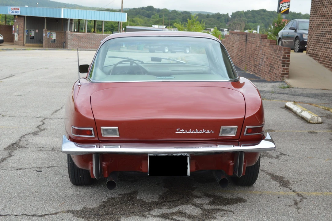 1963 Studebaker Avanti - Image 5 of 31