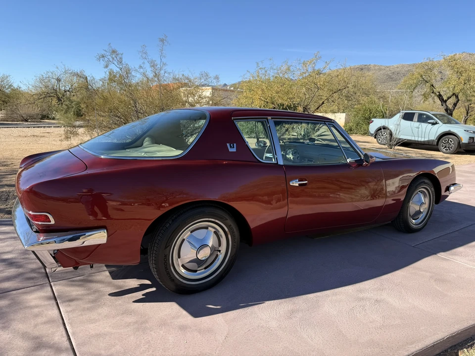 1963 Studebaker Avanti - Image 7 of 31