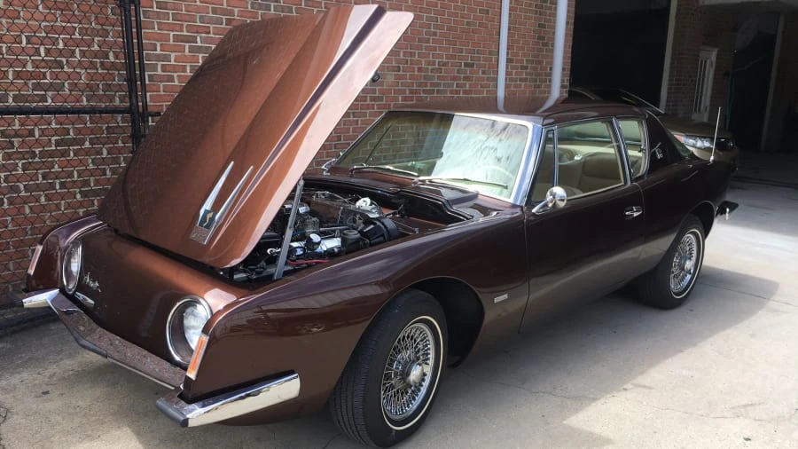 1963 Studebaker Avanti - Image 9 of 9