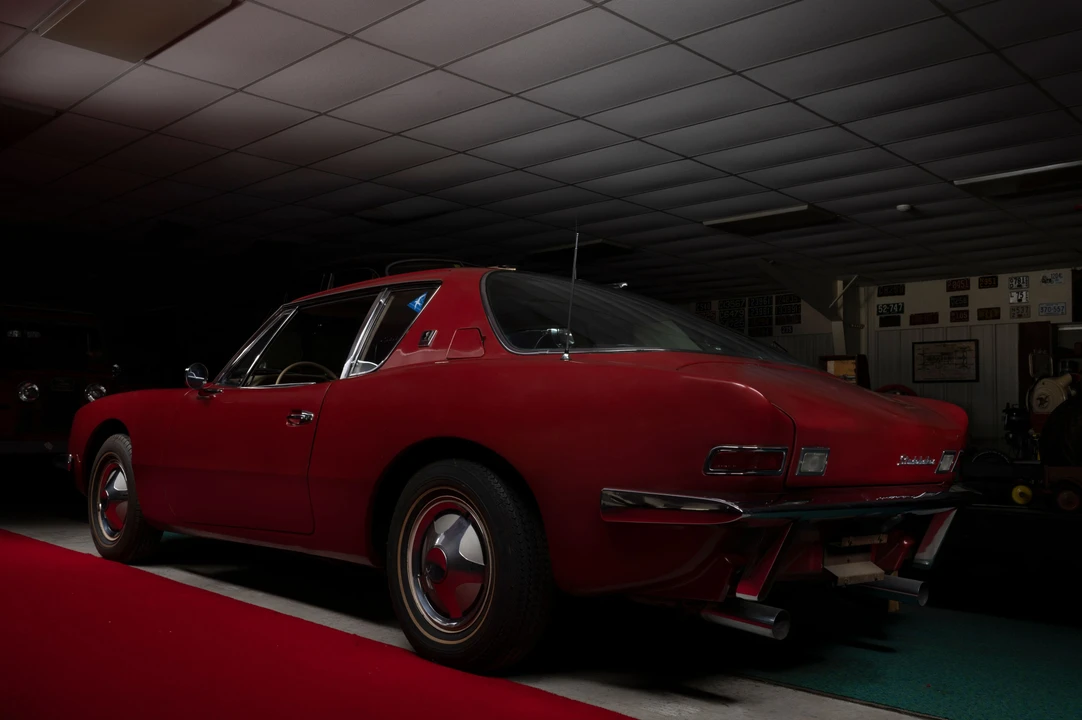 1963 Studebaker Avanti - Image 5 of 5