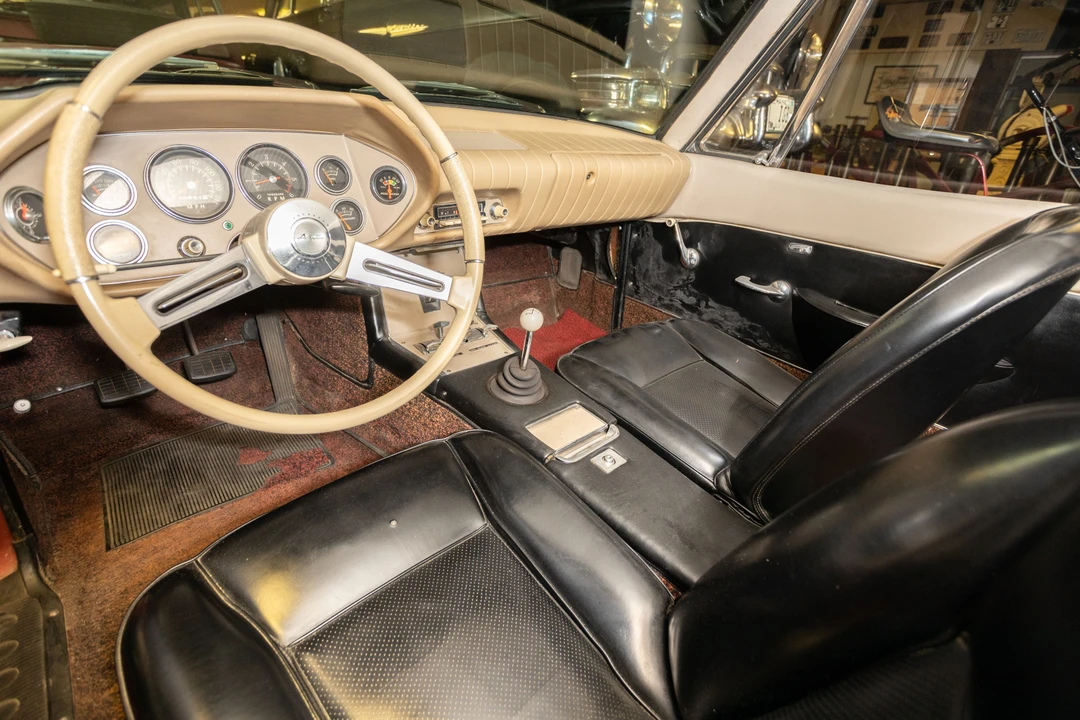 1963 Studebaker Avanti - Image 4 of 5