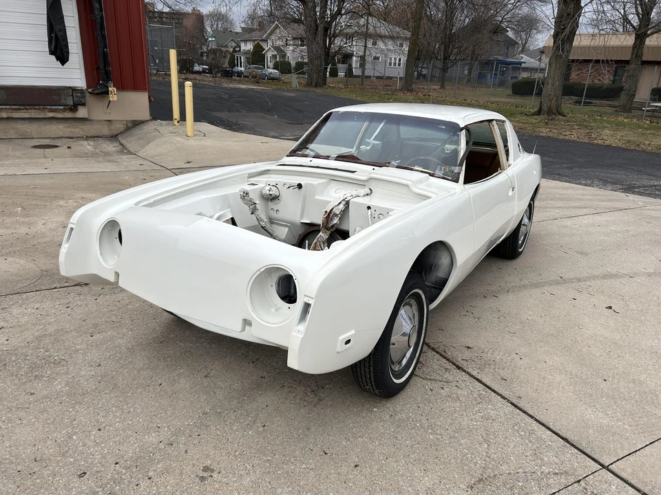 1963 Studebaker Avanti - Image 3 of 31