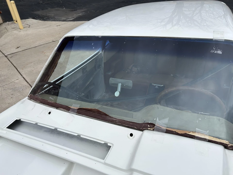 1963 Studebaker Avanti - Image 21 of 31