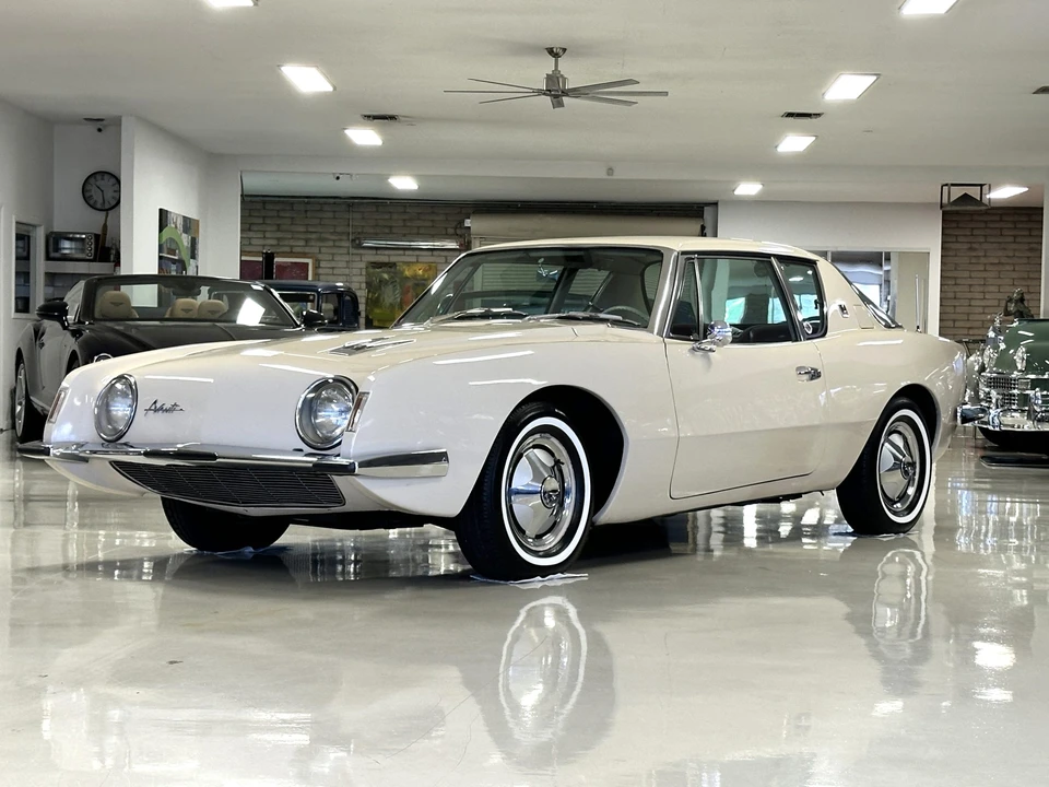 1963 Studebaker Avanti - Image 20 of 31