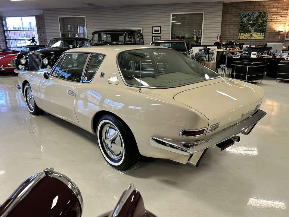 1963 Studebaker Avanti - Image 29 of 31
