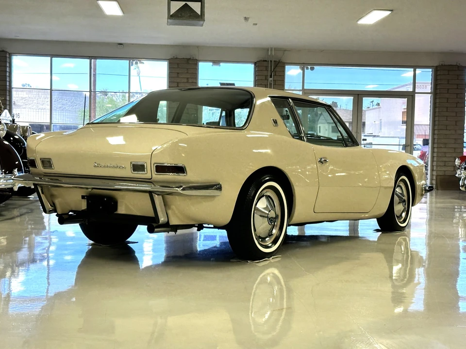 1963 Studebaker Avanti - Image 27 of 31