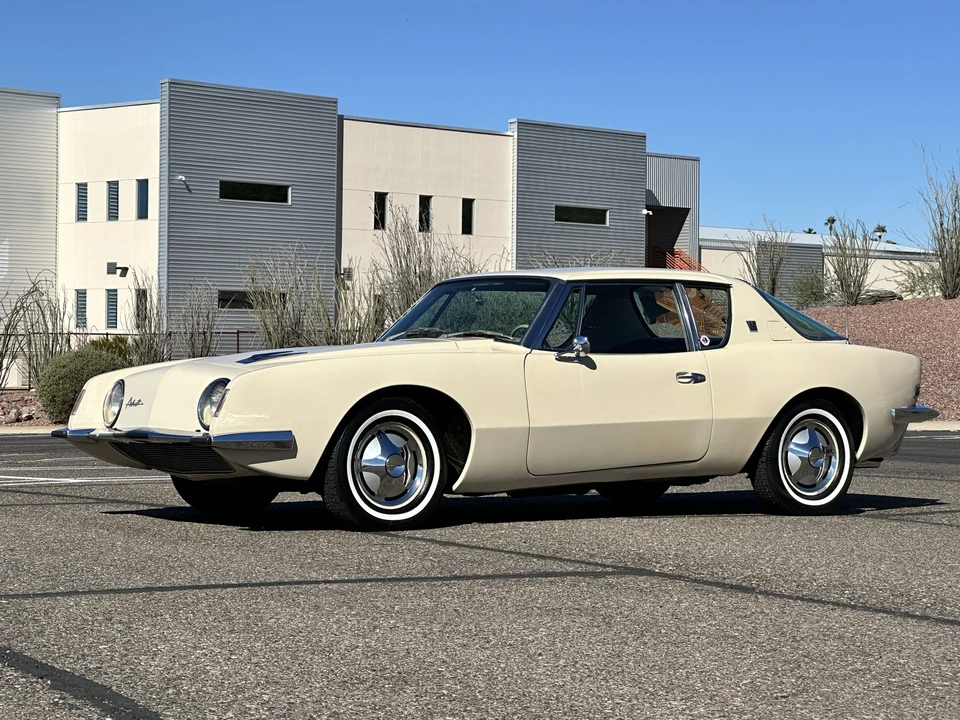 1963 Studebaker Avanti - Image 2 of 31