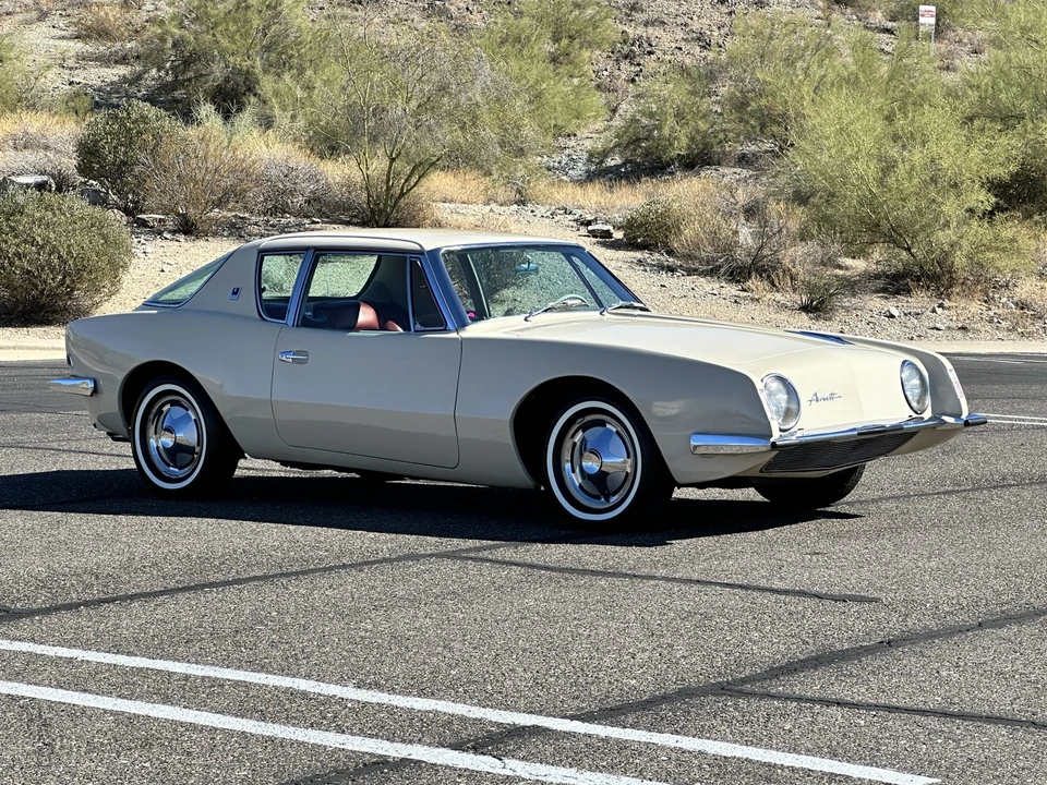 1963 Studebaker Avanti - Image 7 of 31