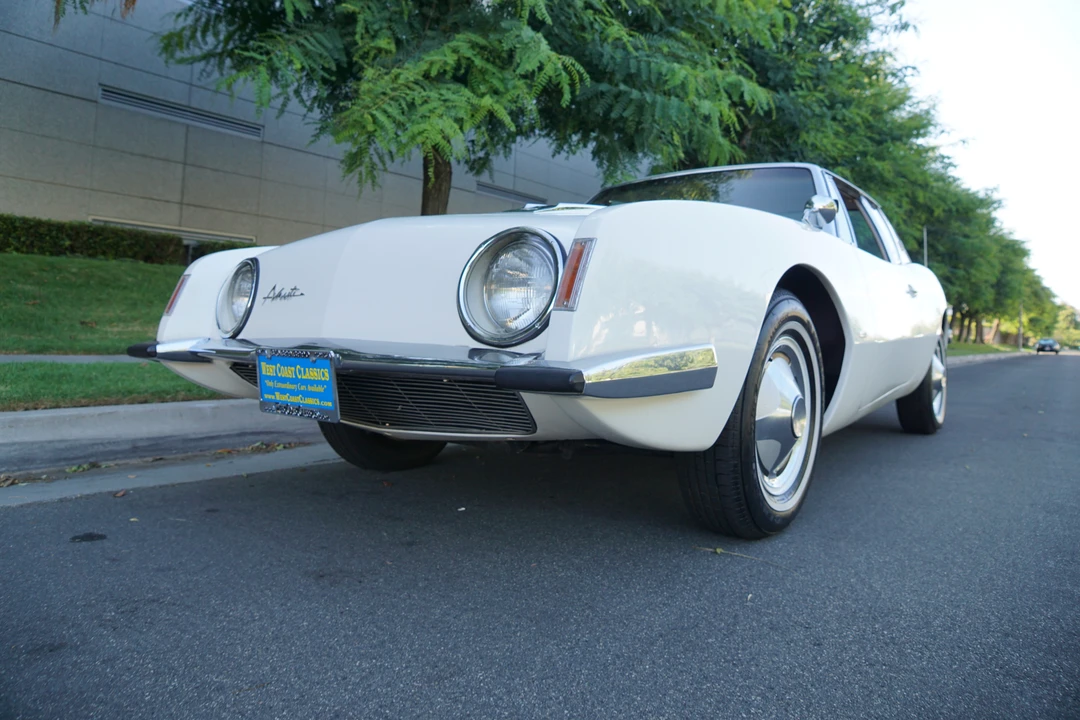 1963 Studebaker Avanti - Image 12 of 31