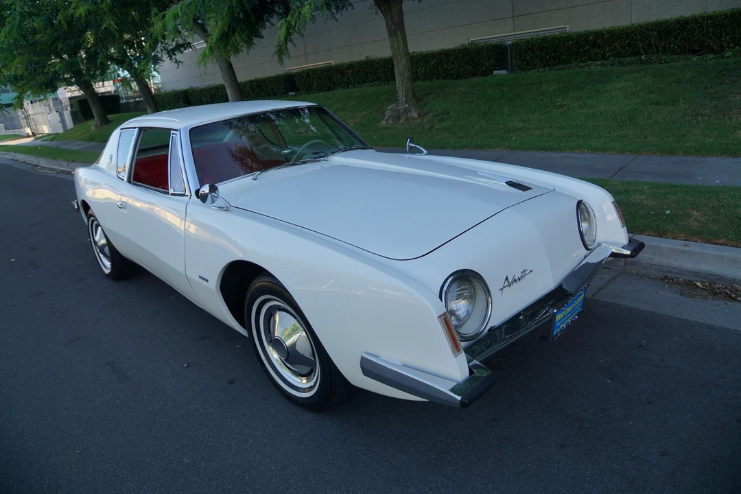 1963 Studebaker Avanti - Image 6 of 31