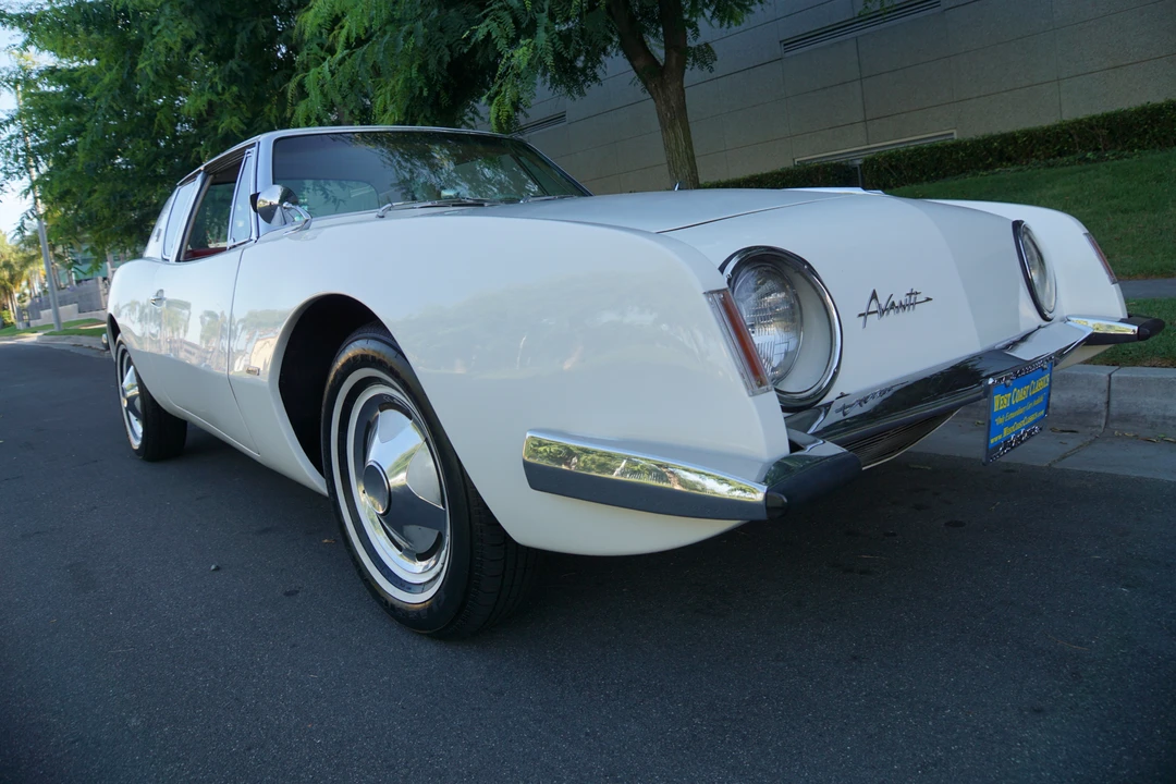 1963 Studebaker Avanti - Image 4 of 31
