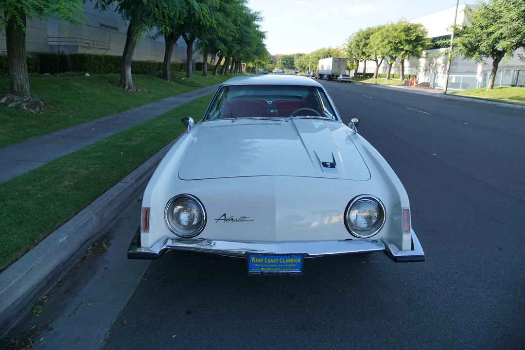 1963 Studebaker Avanti - Image 8 of 31