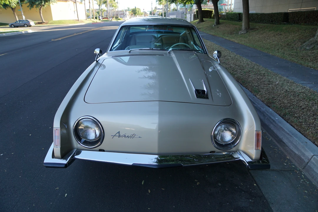 1963 Studebaker Avanti - Image 30 of 31