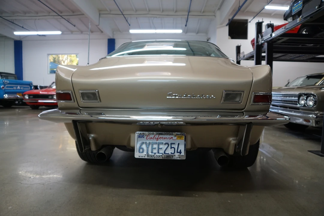 1963 Studebaker Avanti - Image 11 of 31