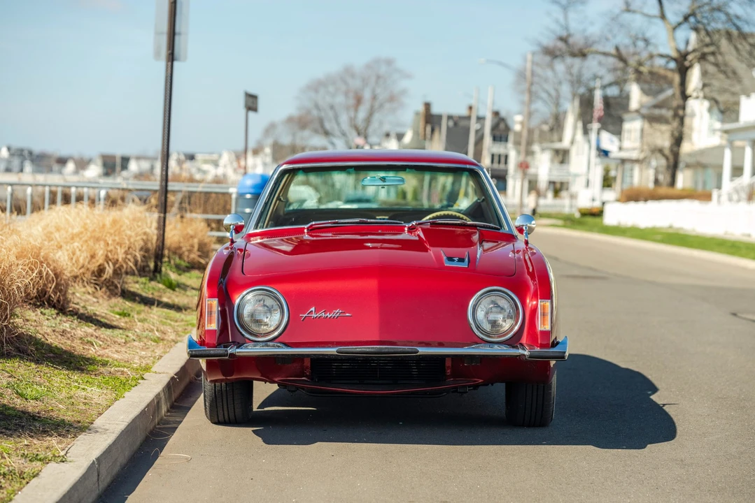1963 Studebaker Avanti - Image 13 of 31