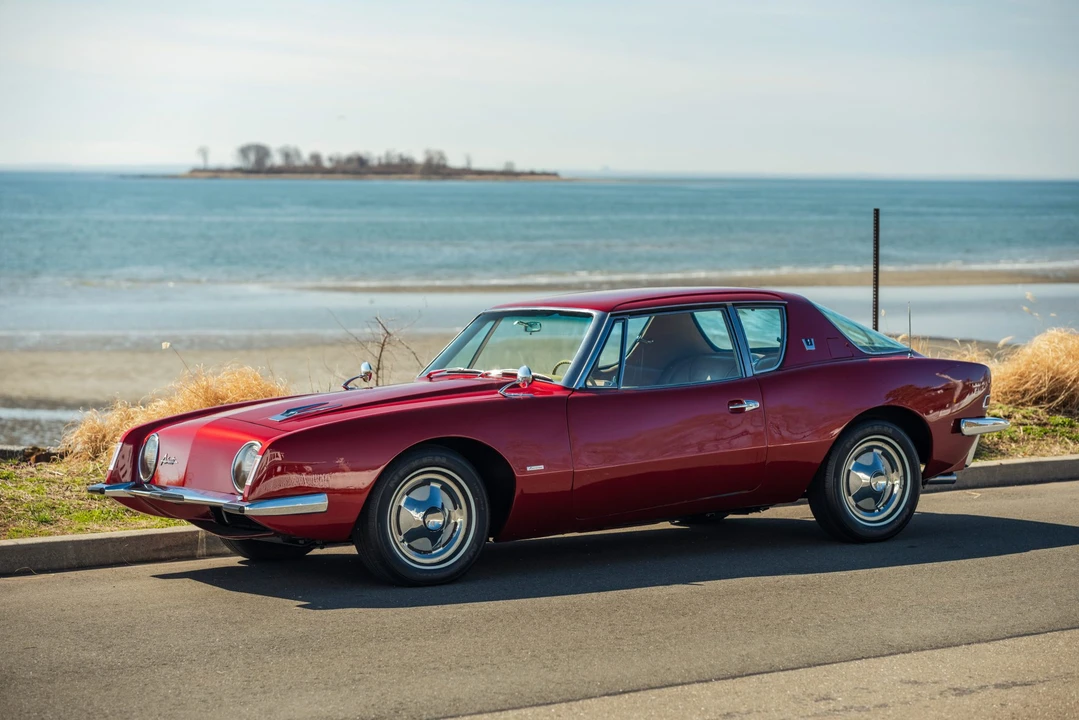1963 Studebaker Avanti - Image 4 of 31