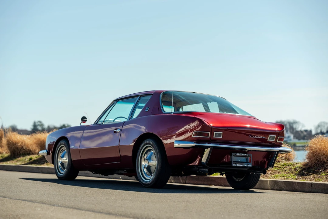 1963 Studebaker Avanti - Image 22 of 31