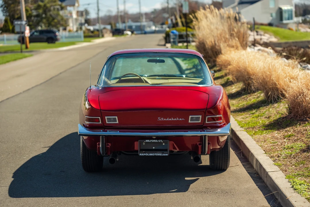 1963 Studebaker Avanti - Image 21 of 31