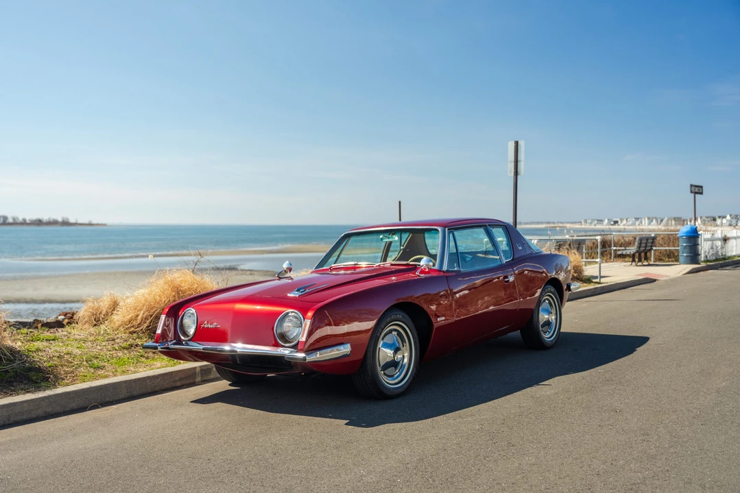 1963 Studebaker Avanti - Image 6 of 31