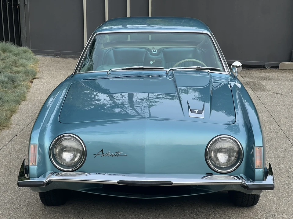 1963 Studebaker Avanti - Image 2 of 31