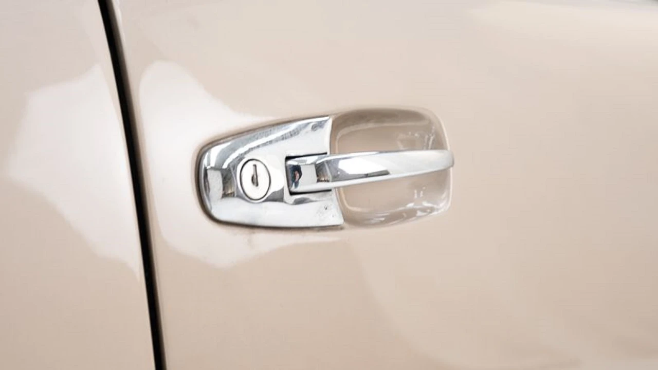 1963 Studebaker Avanti - Image 23 of 31