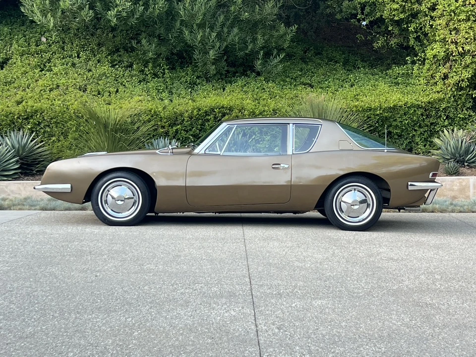 1963 Studebaker Avanti - Image 22 of 31