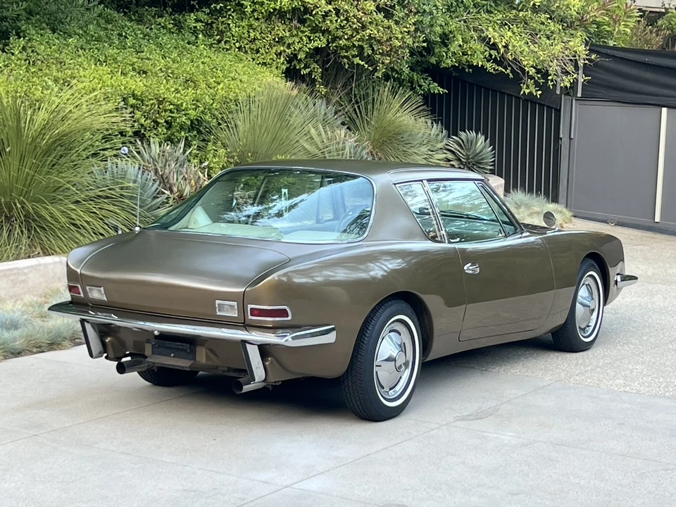 1963 Studebaker Avanti - Image 13 of 31
