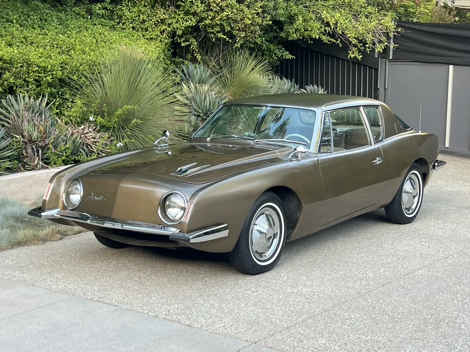 1963 Studebaker Avanti - Image 4 of 31