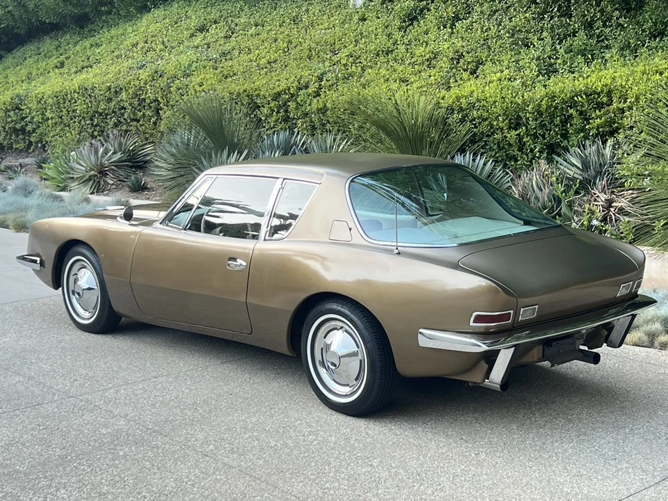 1963 Studebaker Avanti - Image 21 of 31