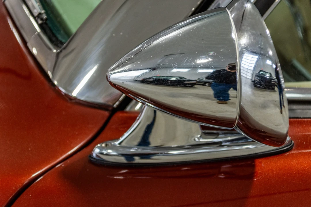 1963 Studebaker Avanti - Image 9 of 31