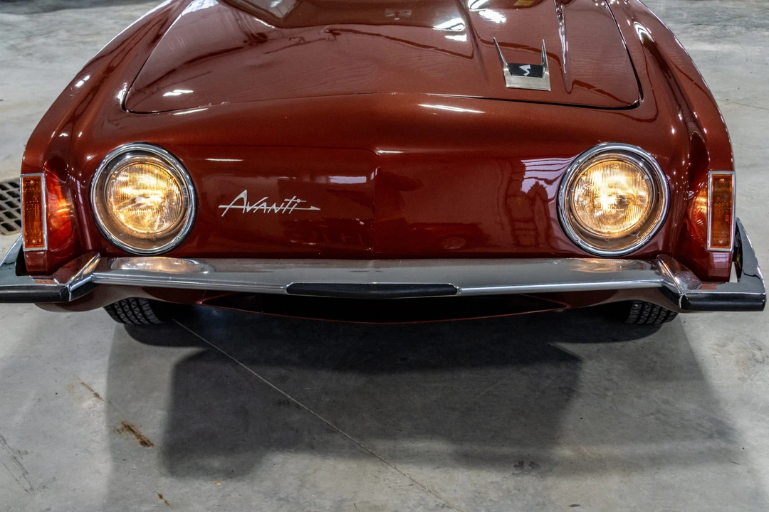 1963 Studebaker Avanti - Image 22 of 31