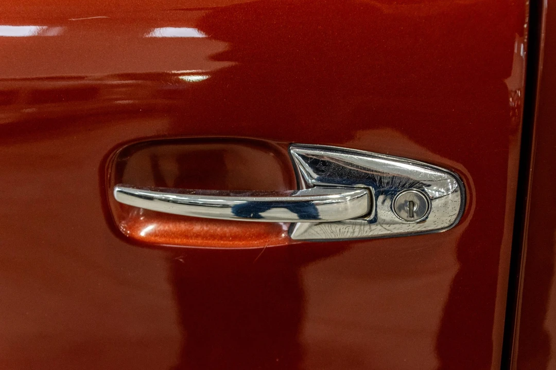 1963 Studebaker Avanti - Image 13 of 31